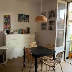 Splendido Con Tutti Servizi In Zona Navigli Milan