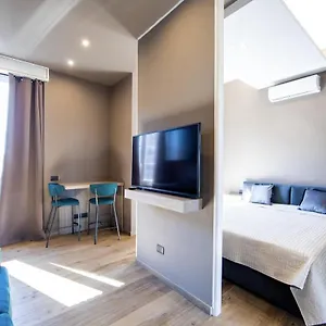 Amazing New With Beautiful View From Moscova Group Milan